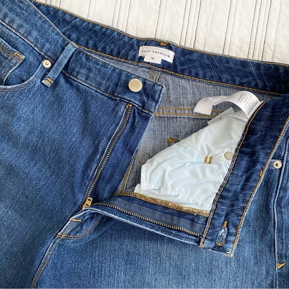 Good American Cut Off Shorts in Dark Blue Denim Stretch size 15 - Picture 10 of 11